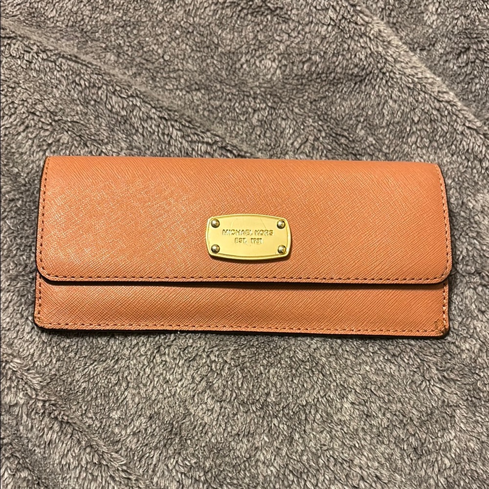 Michael Kors Peach Wallet